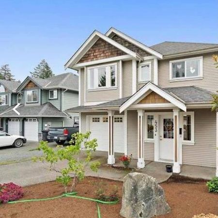 1 Bedroom Suite In Langford. Victoria Esterno foto